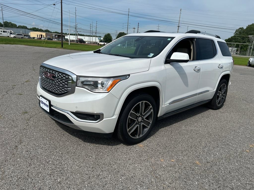 2018 GMC Acadia Denali FWD's photo