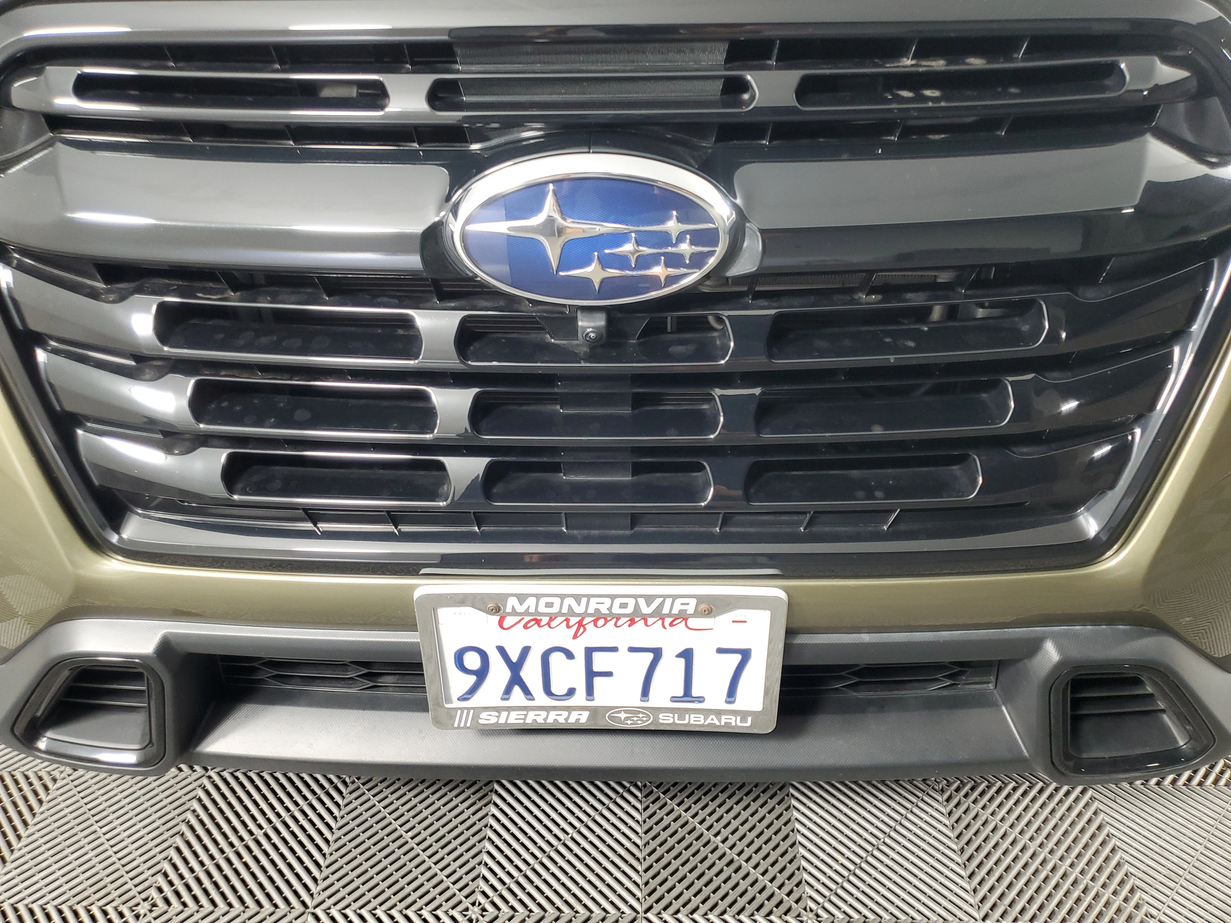 Certified Used 2025 Autumn Green Metallic Subaru Onyx Edition Touring image 10