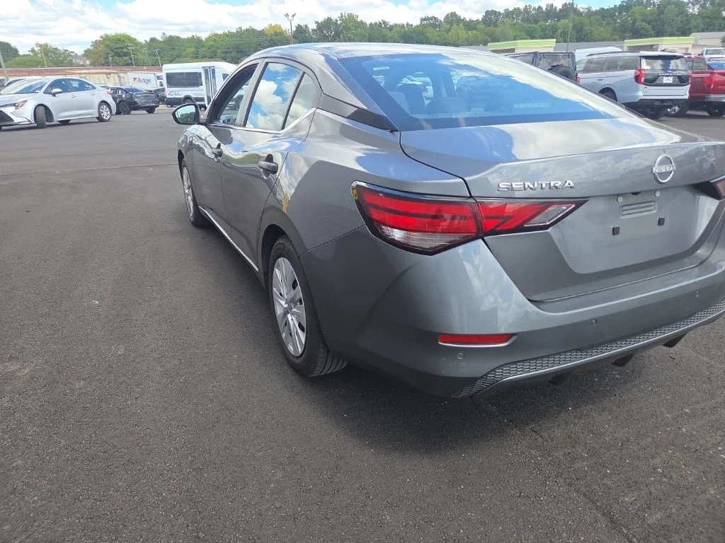 Used 2025 Gray Nissan S image 11