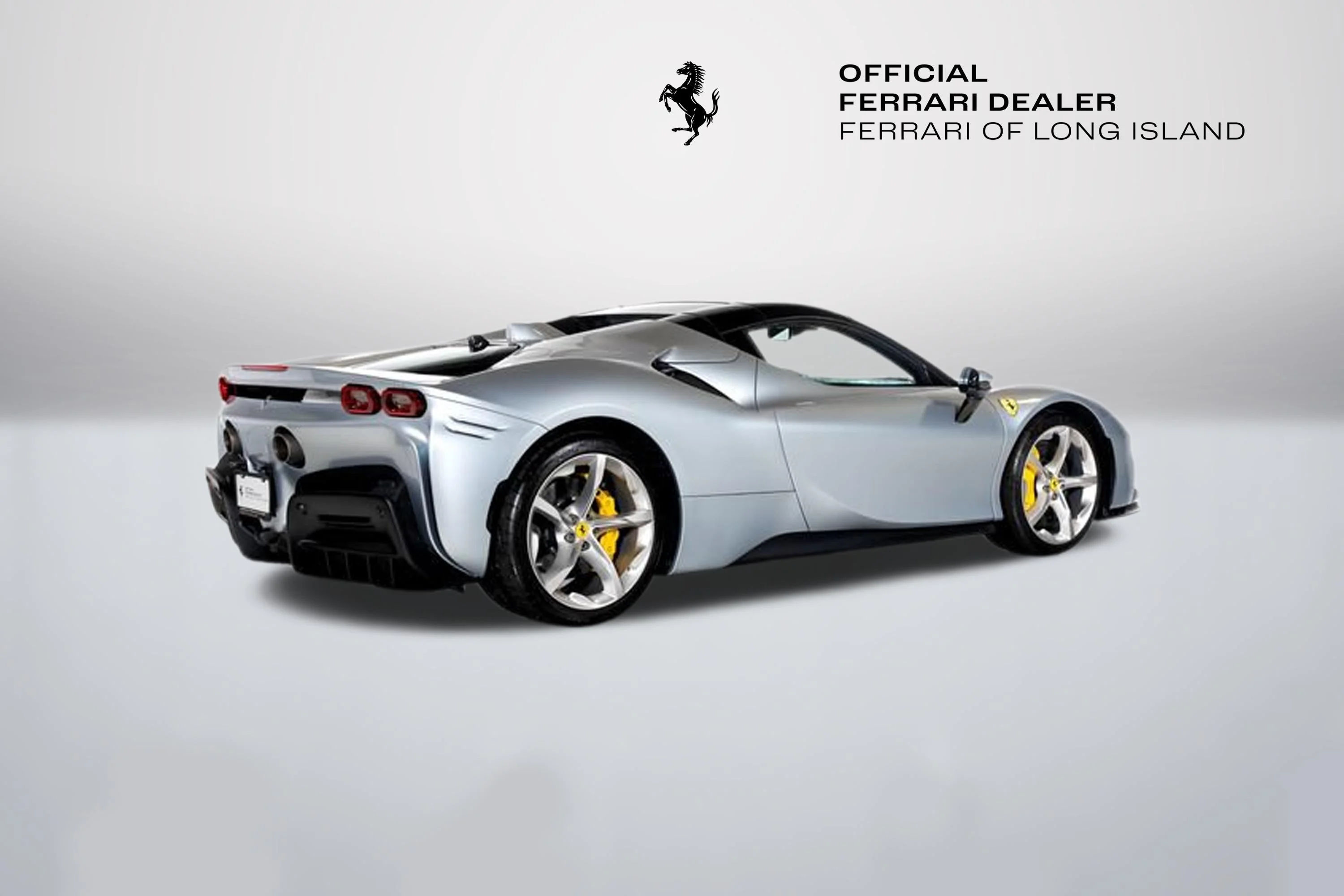 Used 2024 Grigio Alloy Ferrari  image 2