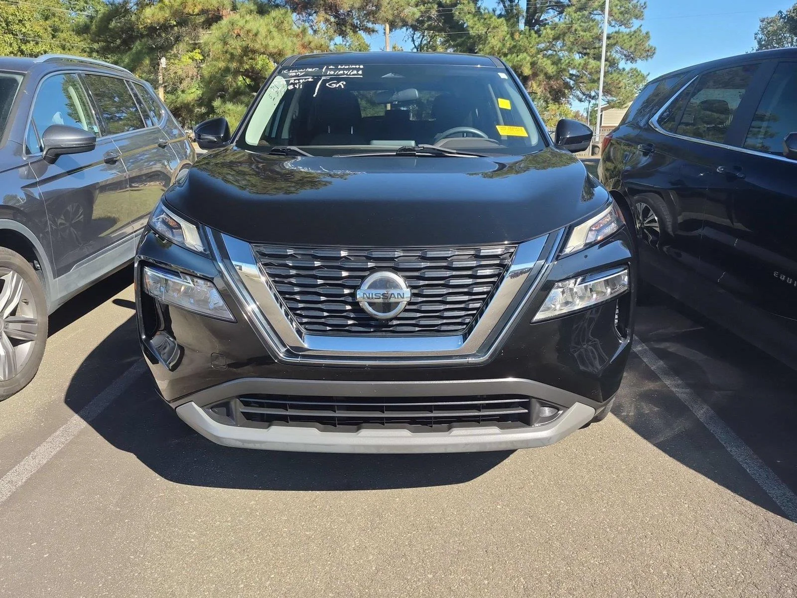 Used 2021 SUPER BLACK NISSAN SV image 3