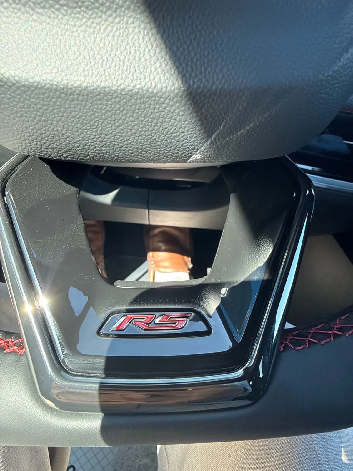 2027 Chevrolet Equinox RS - Photo 16