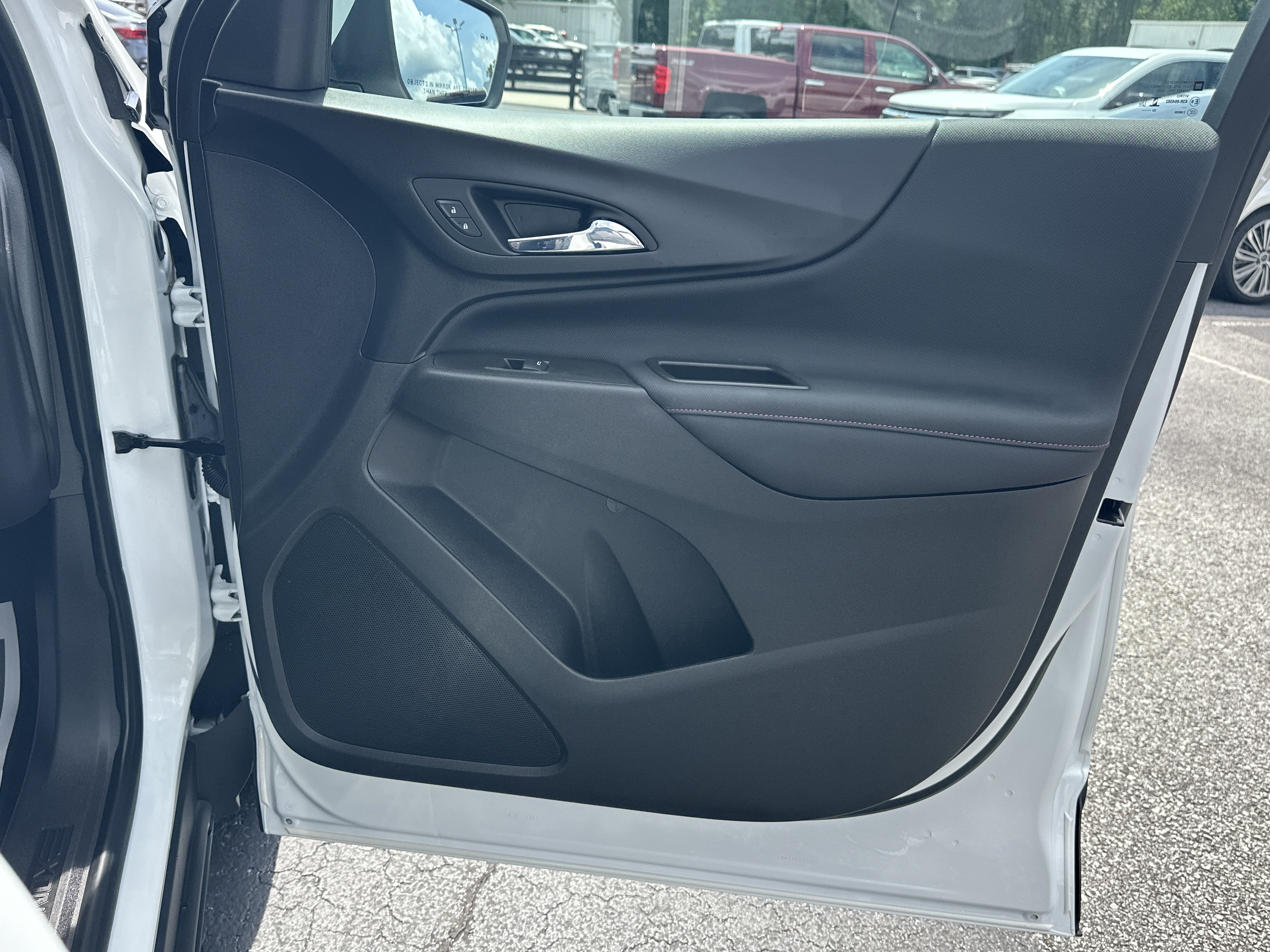Used 2024 Summit White Chevrolet RS image 15