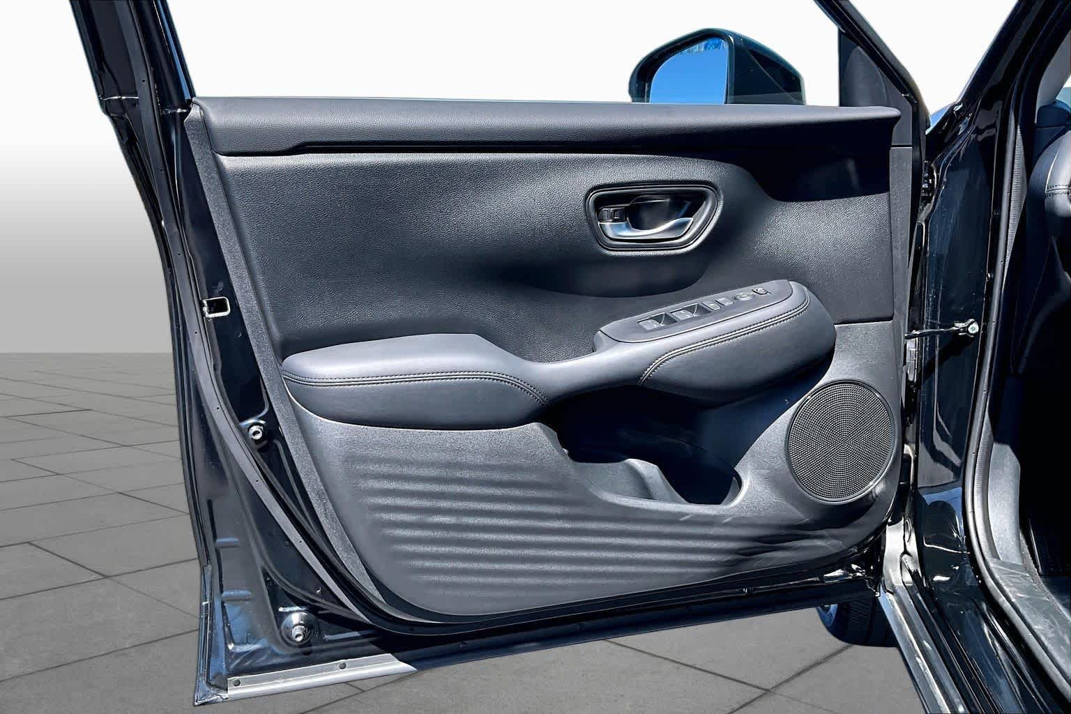 2026 Honda HR-V LX - Photo 25
