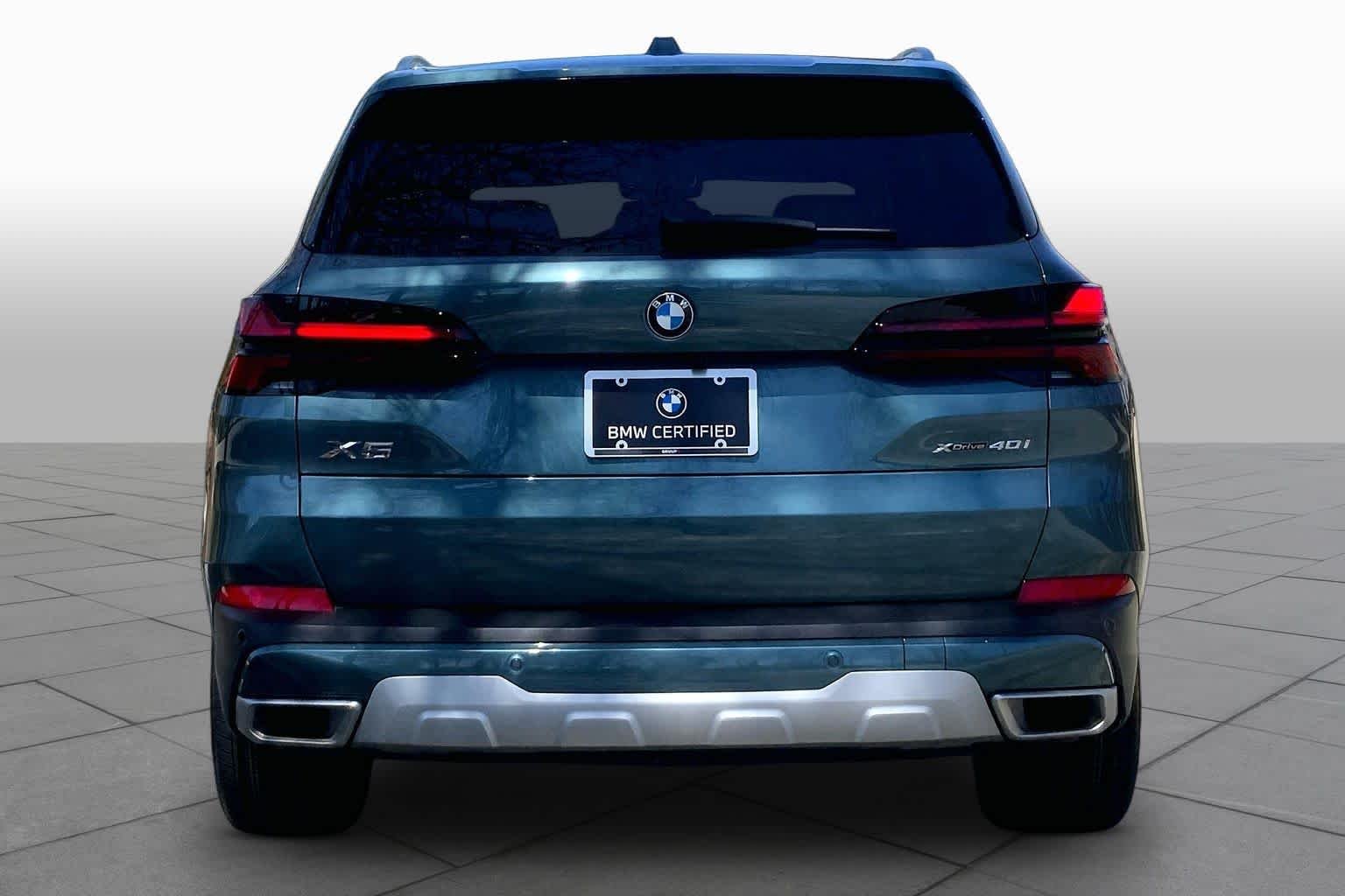Used 2024 Blue Ridge Mountain Metallic BMW xDrive40i image 4