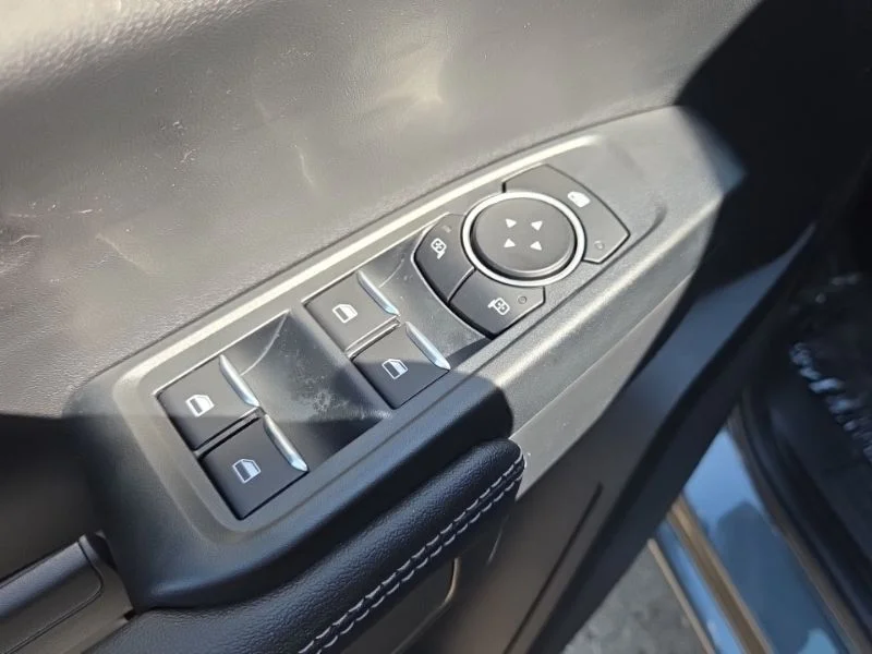 New 2026 Carbonized Gray Metallic Ford XLT image 24
