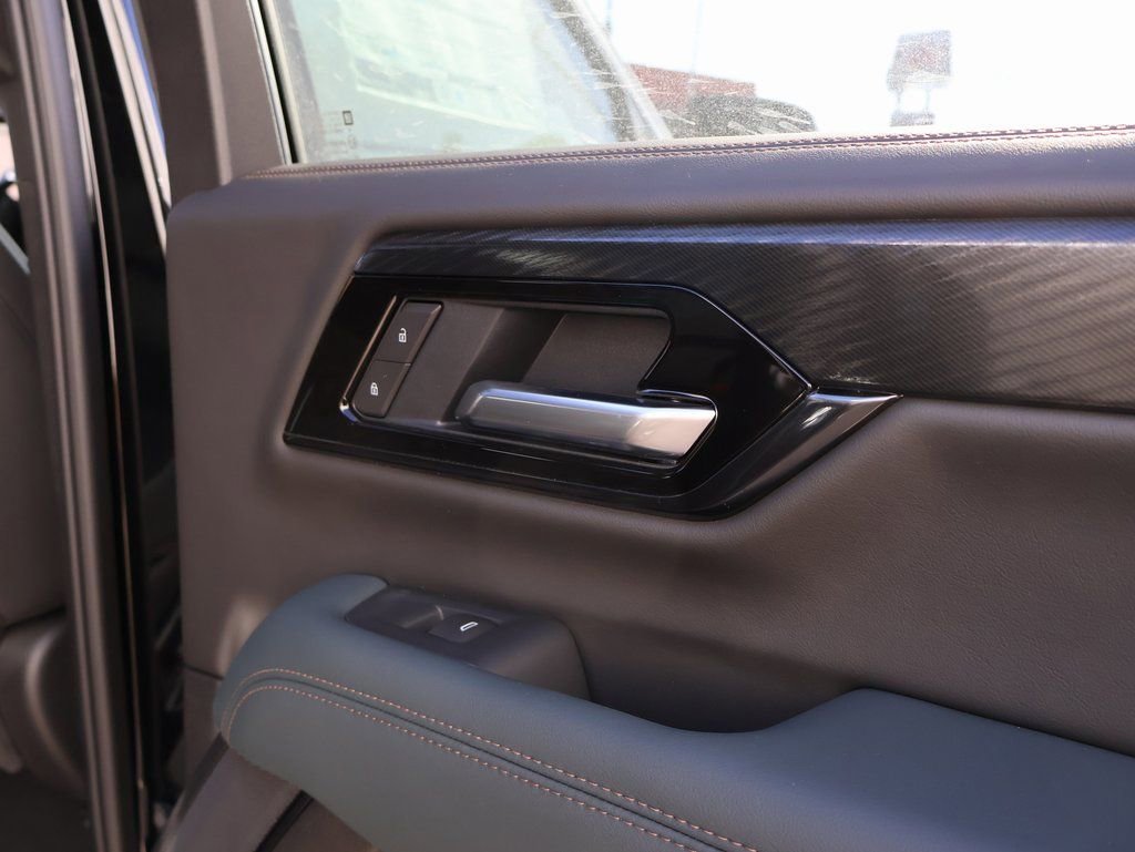 New 2026 Onyx Black GMC AT4 image 15