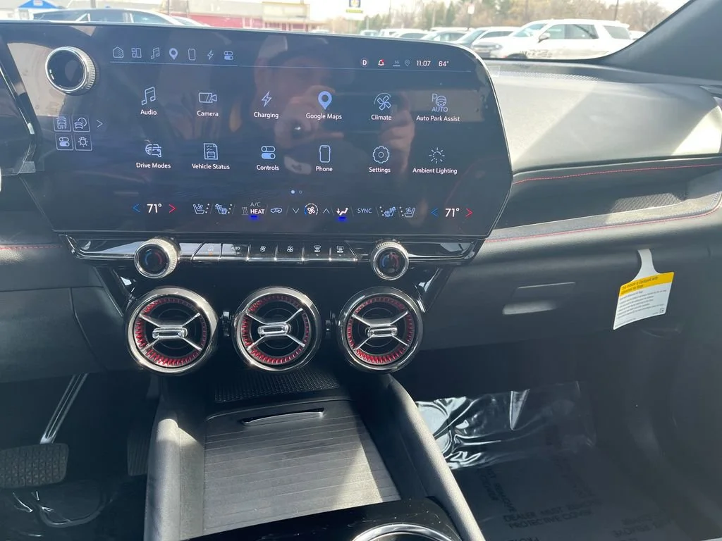 2025 Chevrolet Blazer EV RS - Photo 17