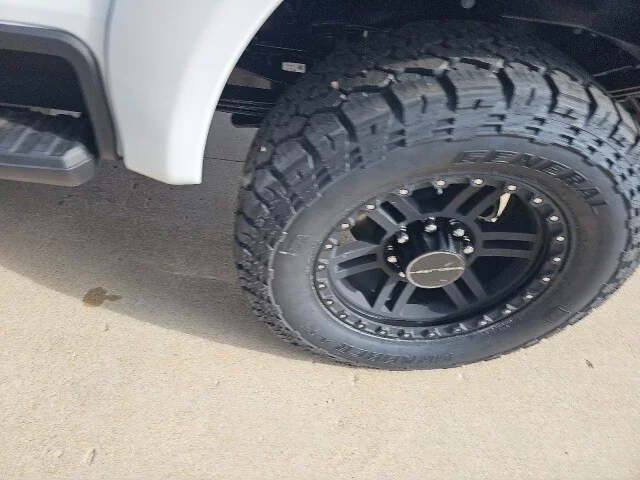 New 2026 Oxford White Ford F-250® Lariat® image 61