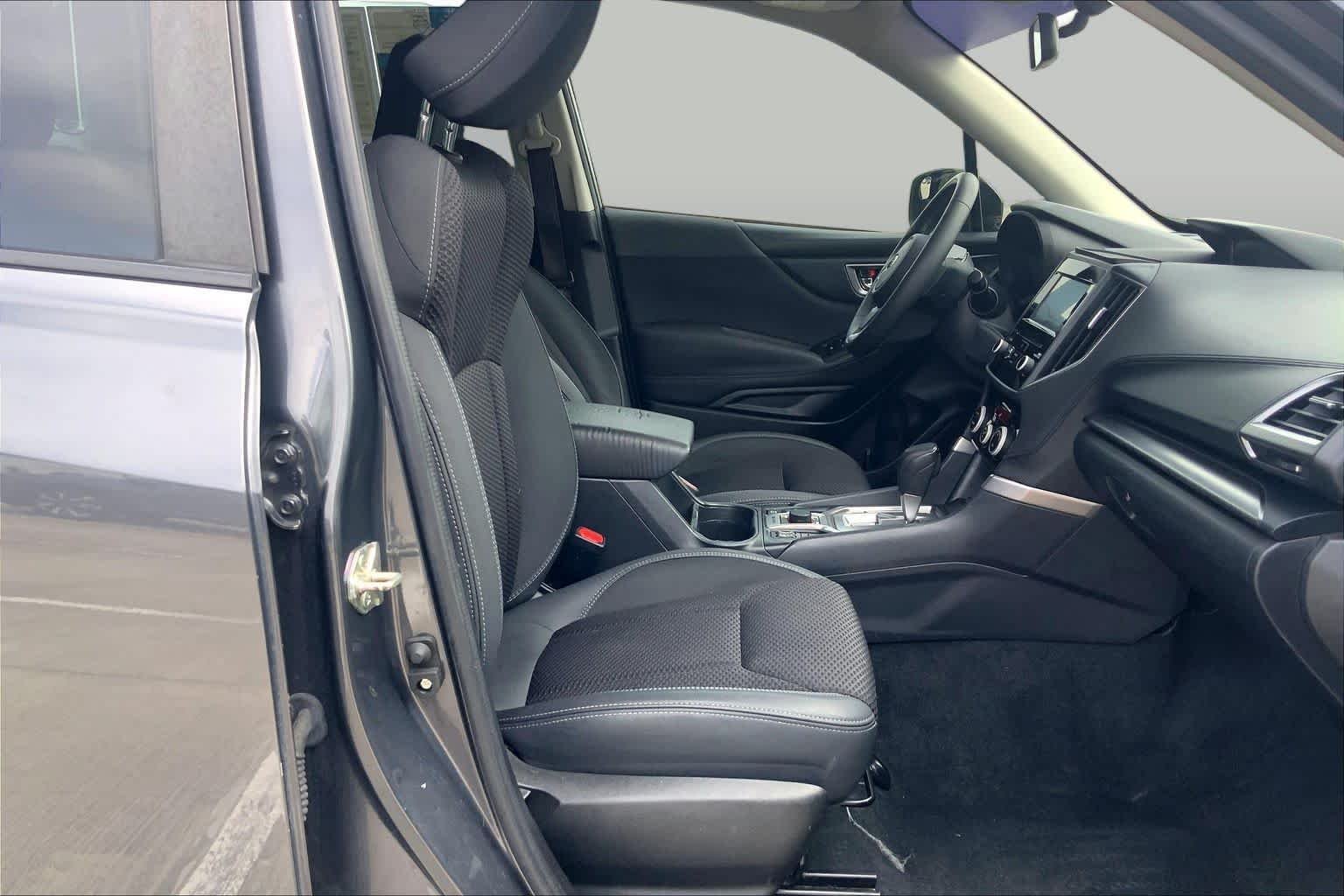 Used 2022 Magnetite Gray Metallic Subaru Premium image 9