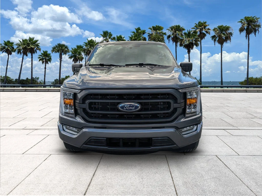 Used 2023 Carbonized Gray Metallic Ford XLT image 3
