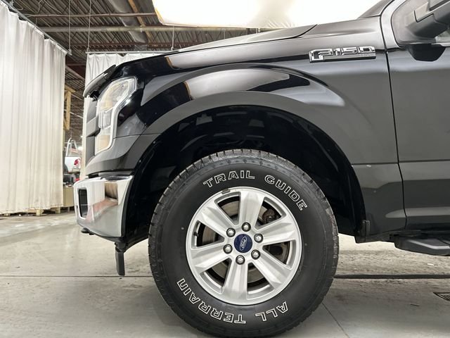 Used 2017 Black Ford XLT image 20