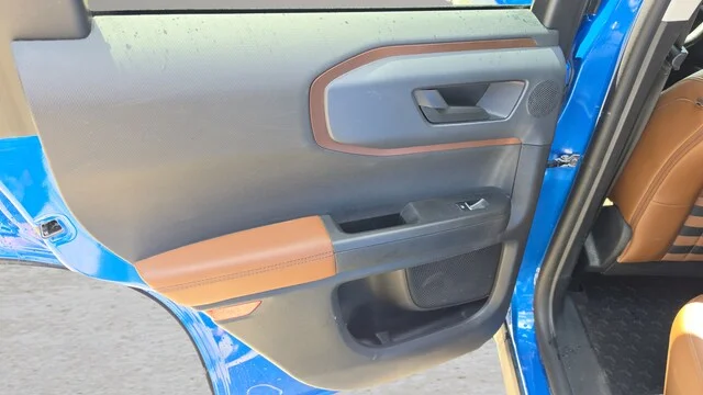 Used 2022 Blue Metallic Ford Outer Banks image 16