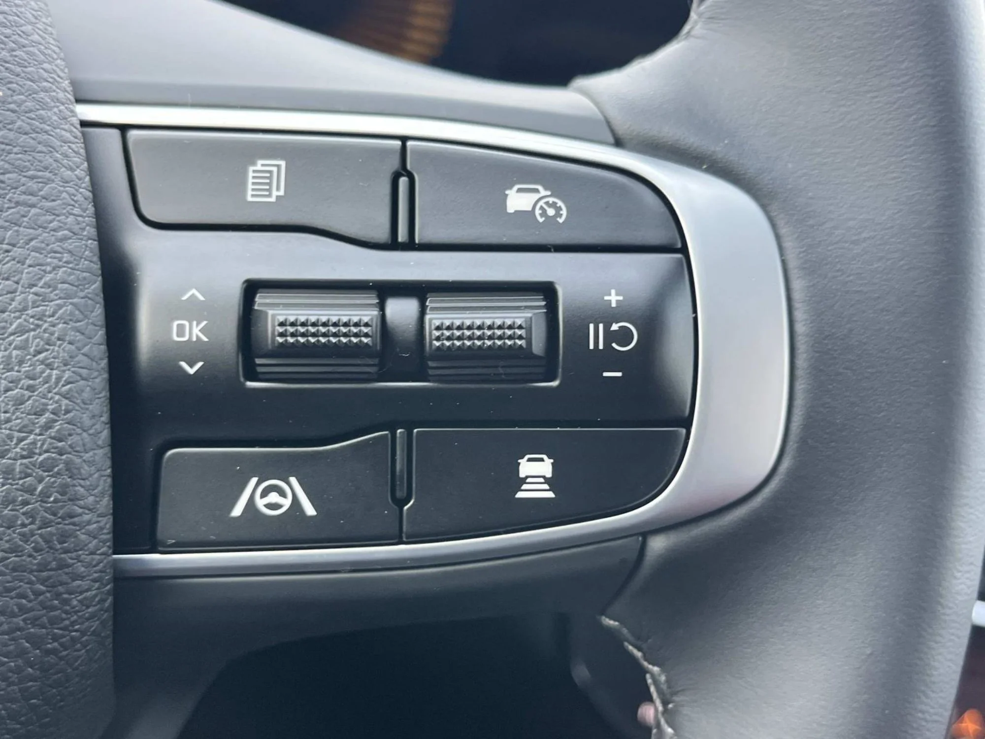 New 2026 Wolf Gray Kia GT-Line image 27
