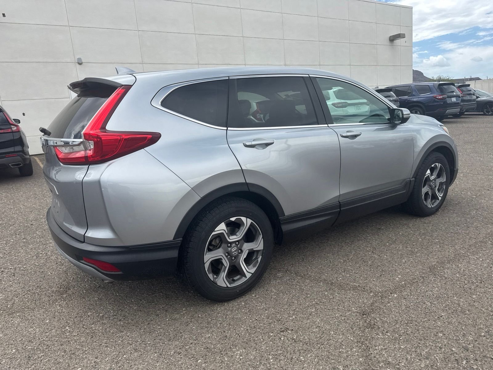 Used 2018  Honda EX image 5