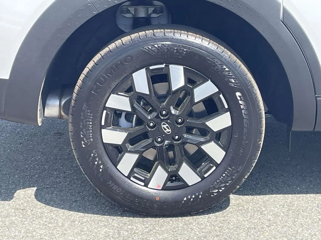 New 2026 White Hyundai SEL image 7