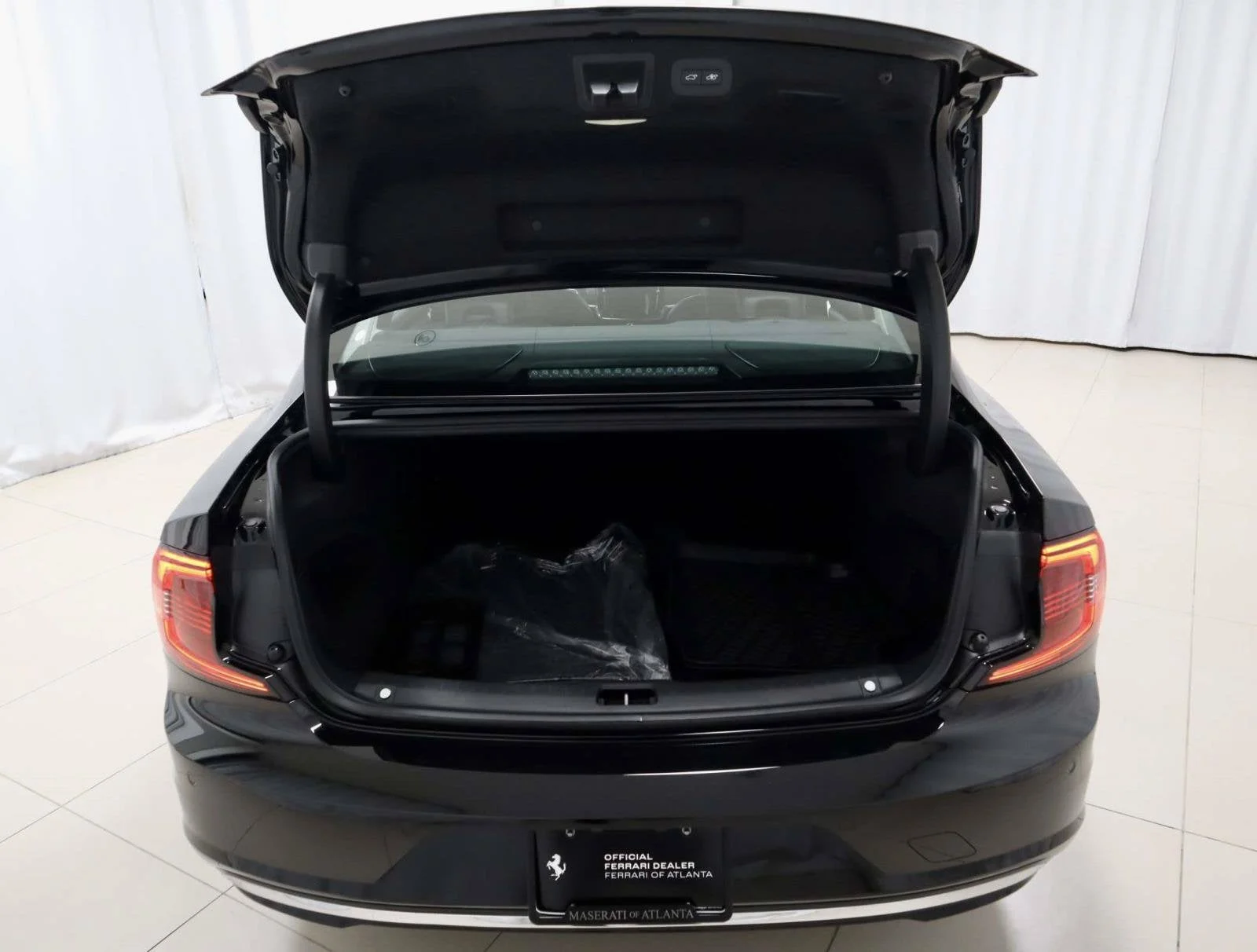 Used 2023 Black Stone Volvo Ultimate image 11