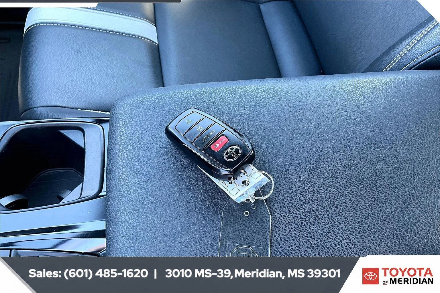 Used 2025 Underground Toyota SE (Natl) image 9