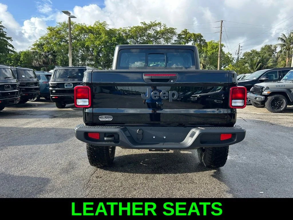 New 2026 Black Clear-Coat Exterior Paint Jeep Sport image 6