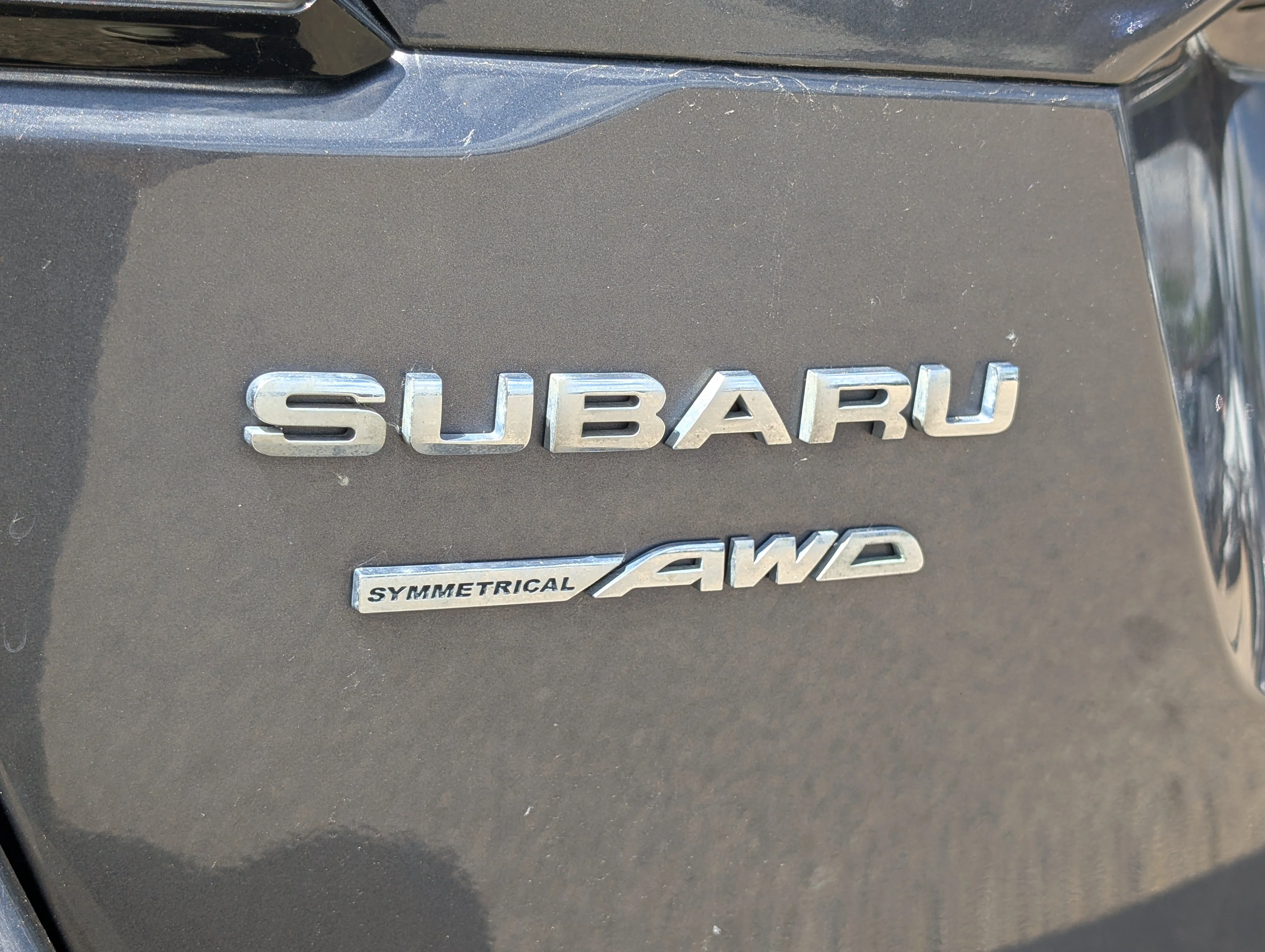 Used 2022 Crystal White Pearl Subaru Convenience image 16