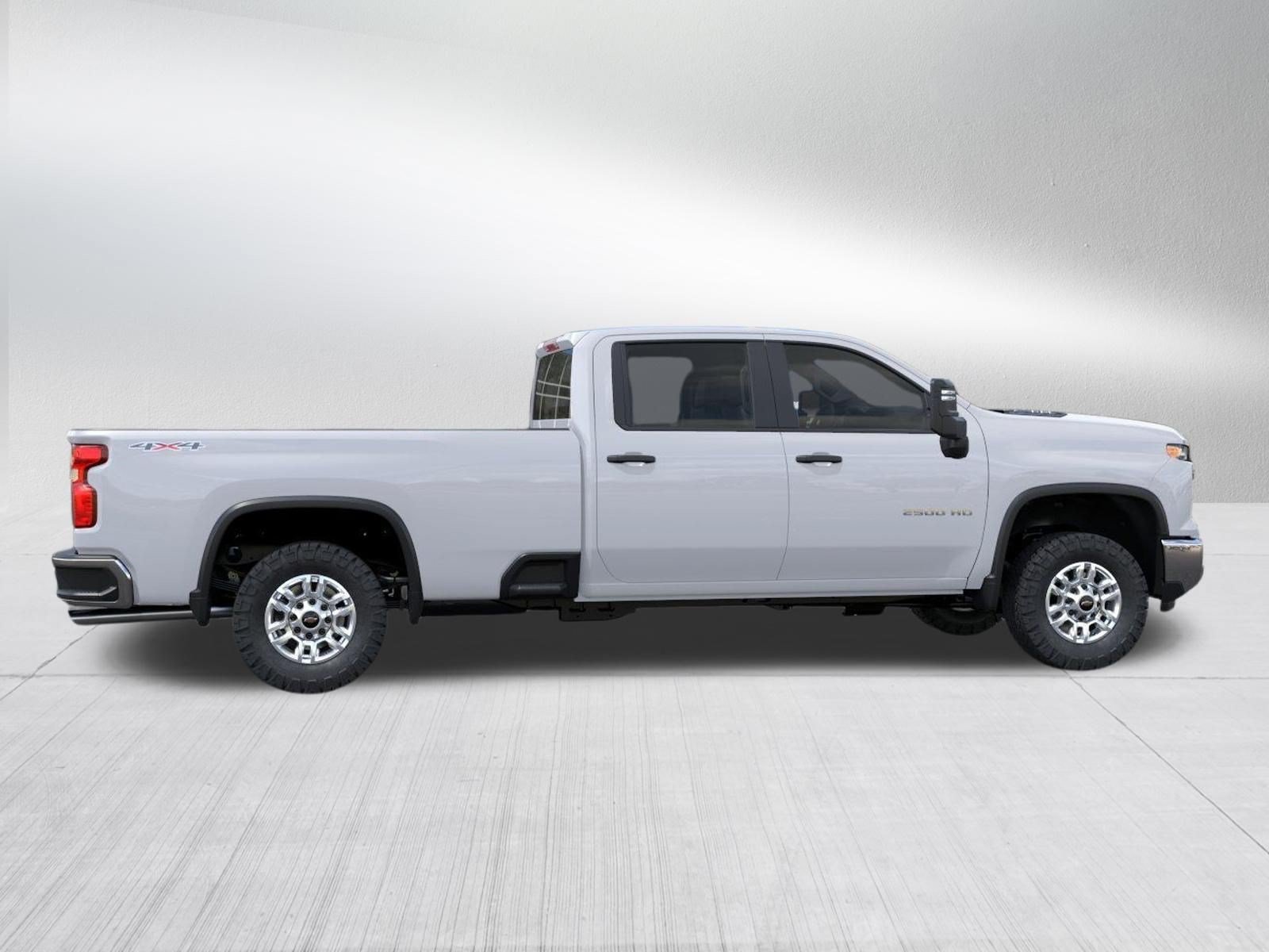New 2026 Summit White Chevrolet WT image 5
