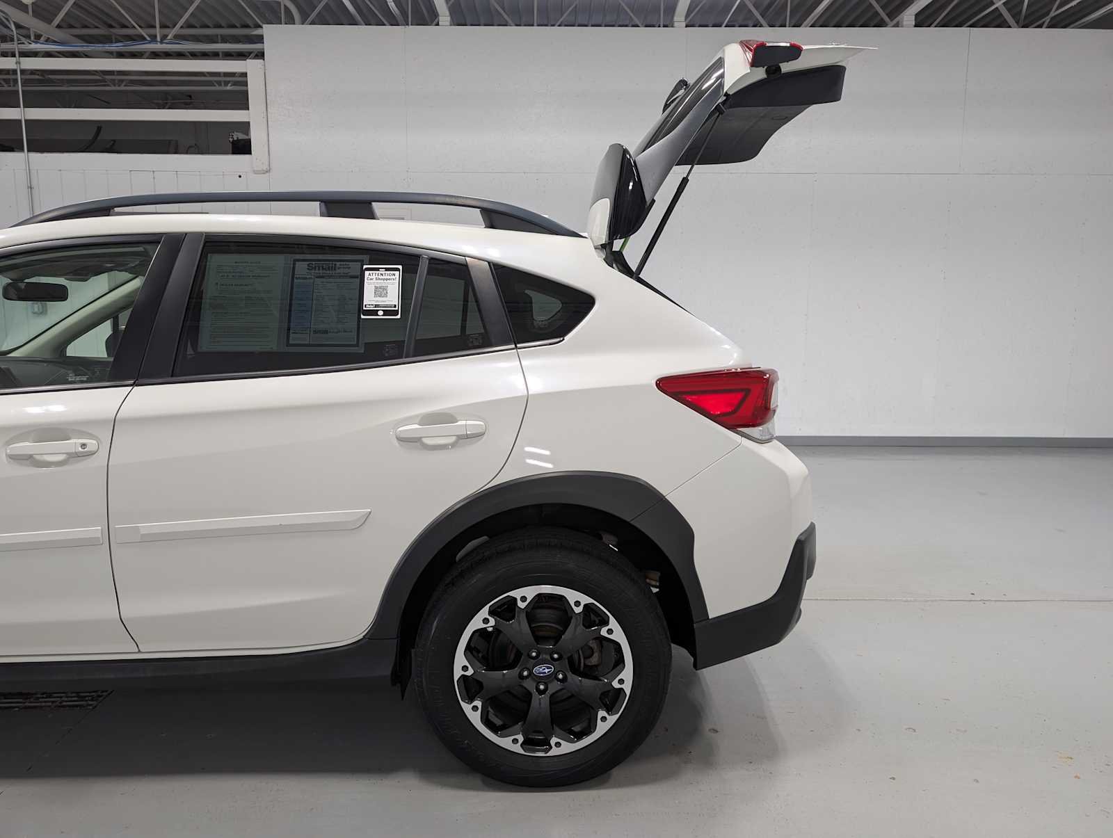 Used 2021 Crystal White Pearl Subaru Premium image 11