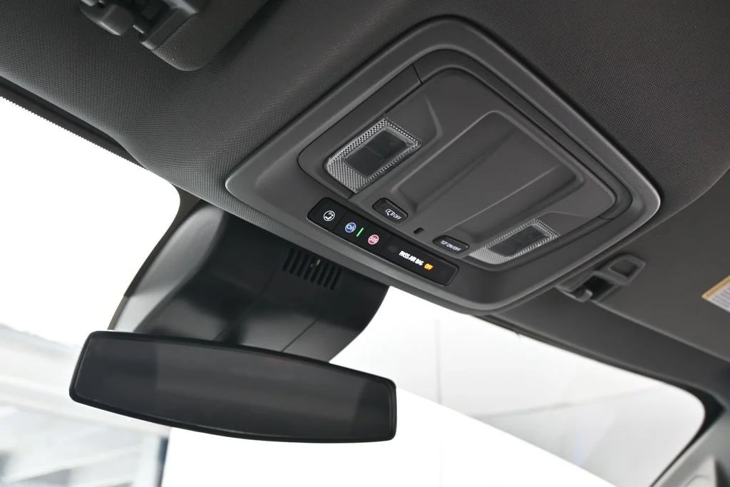 Used 2024 Glacier Blue Metallic Chevrolet Custom image 22