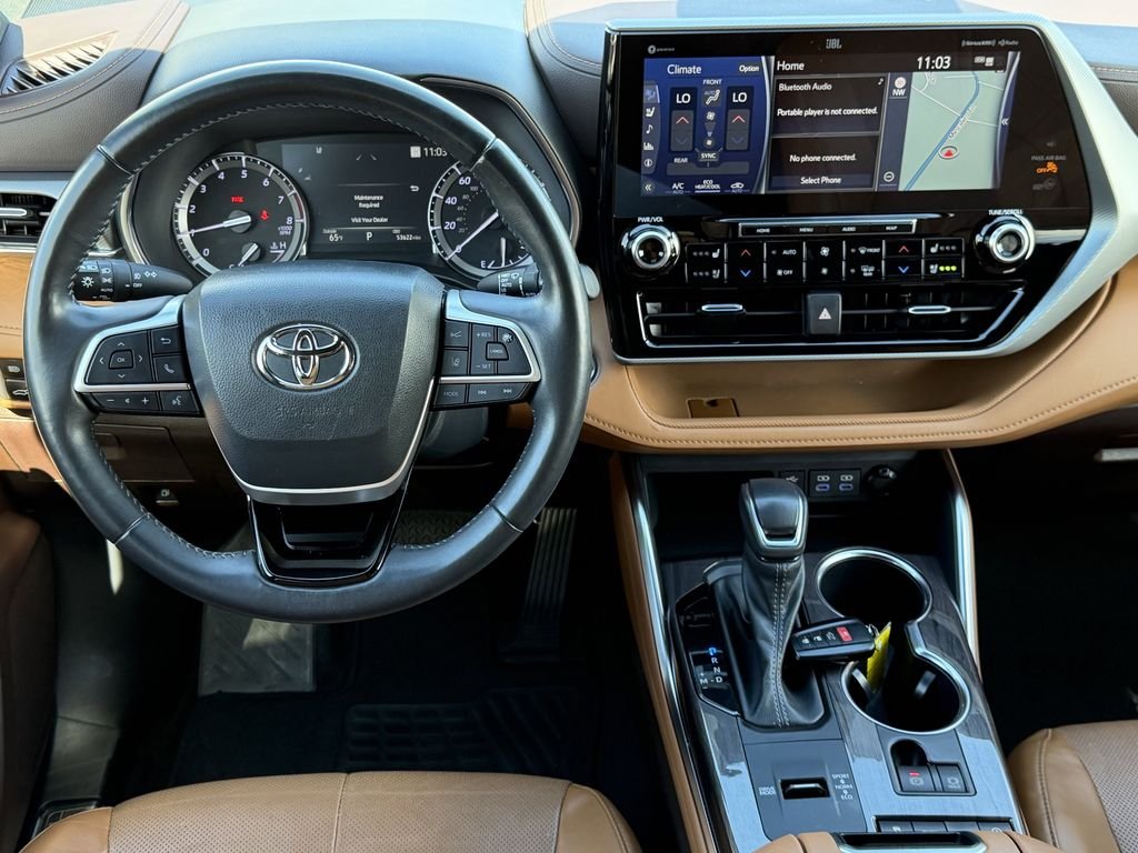 2022 Toyota Highlander Platinum - Photo 14
