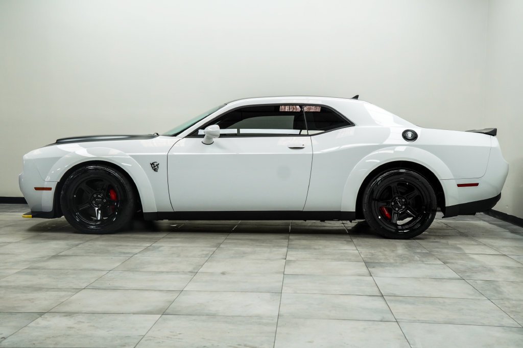 Used 2018 White Dodge SRT image 10