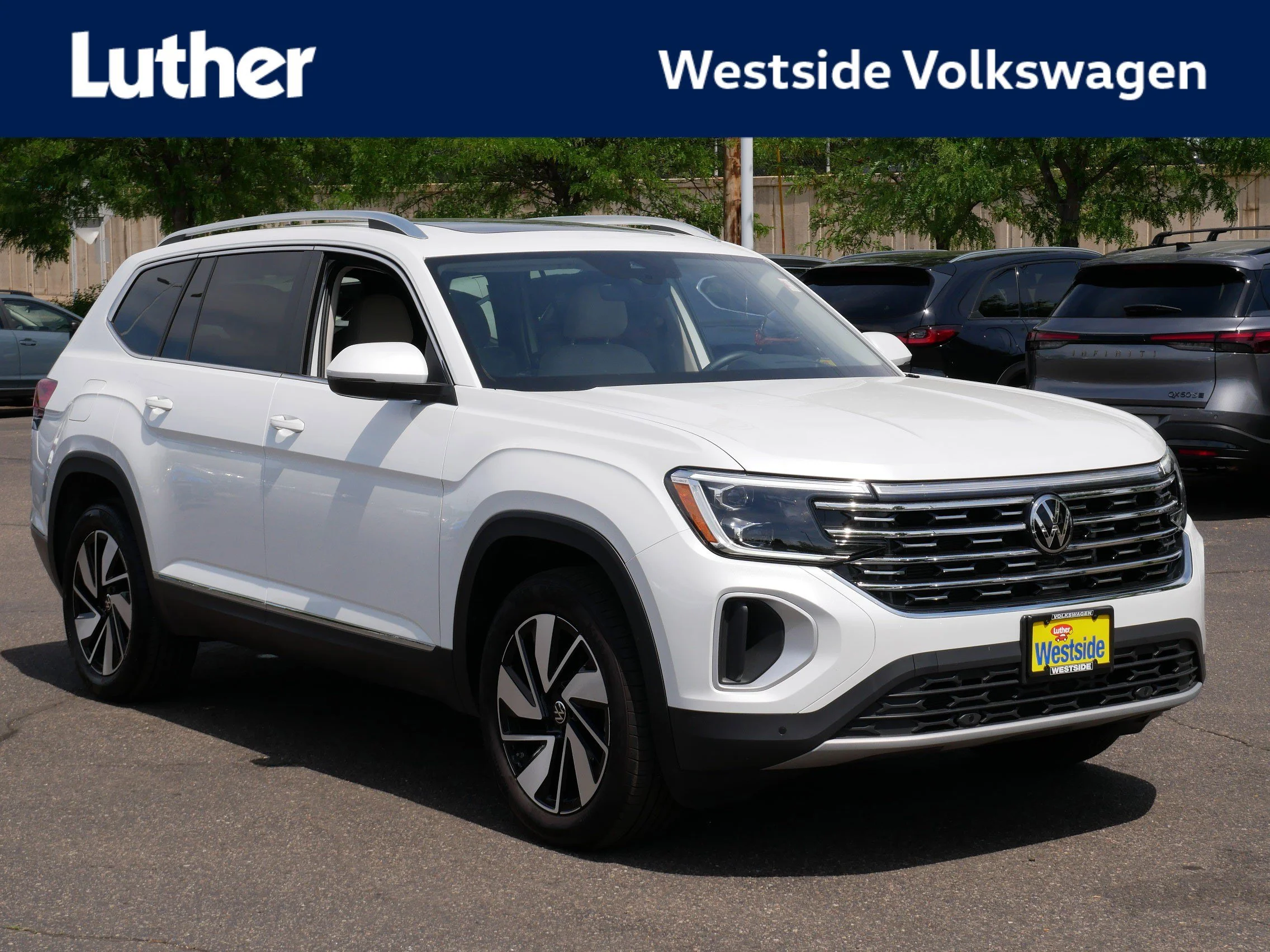2025 Volkswagen Atlas 2.0T SEL 4MOTION's photo