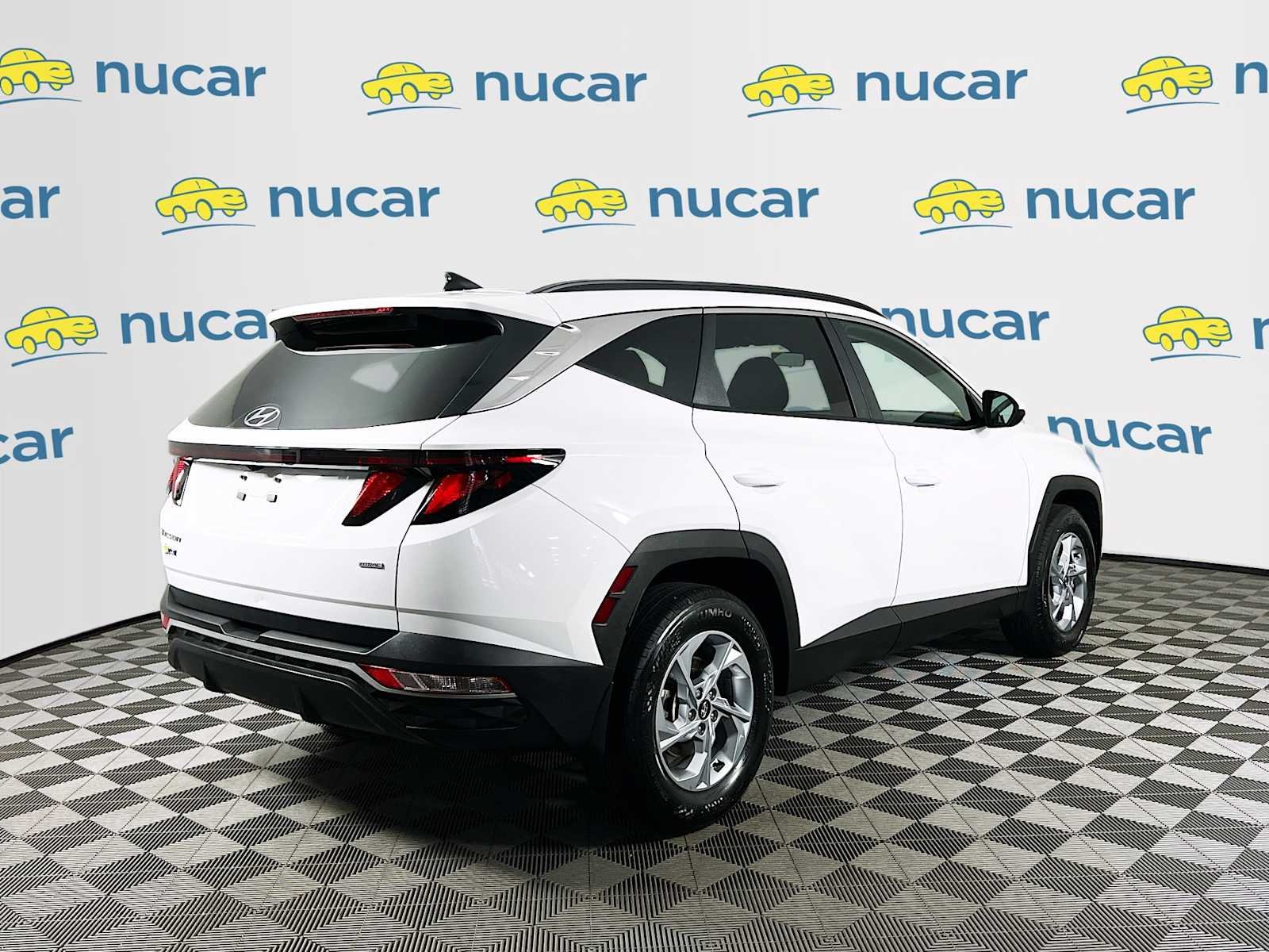 Used 2024 White Pearl Hyundai SEL image 7