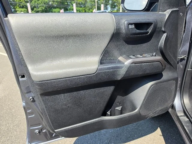 2023 Toyota Tacoma SR5 - Photo 19