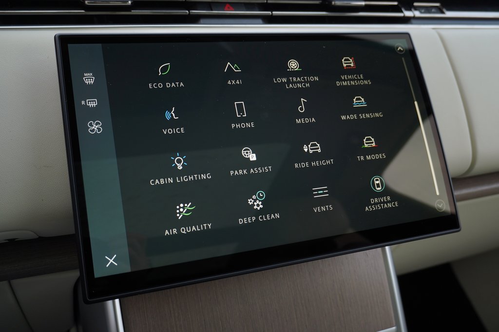2026 Land Rover Range Rover SE - Photo 21