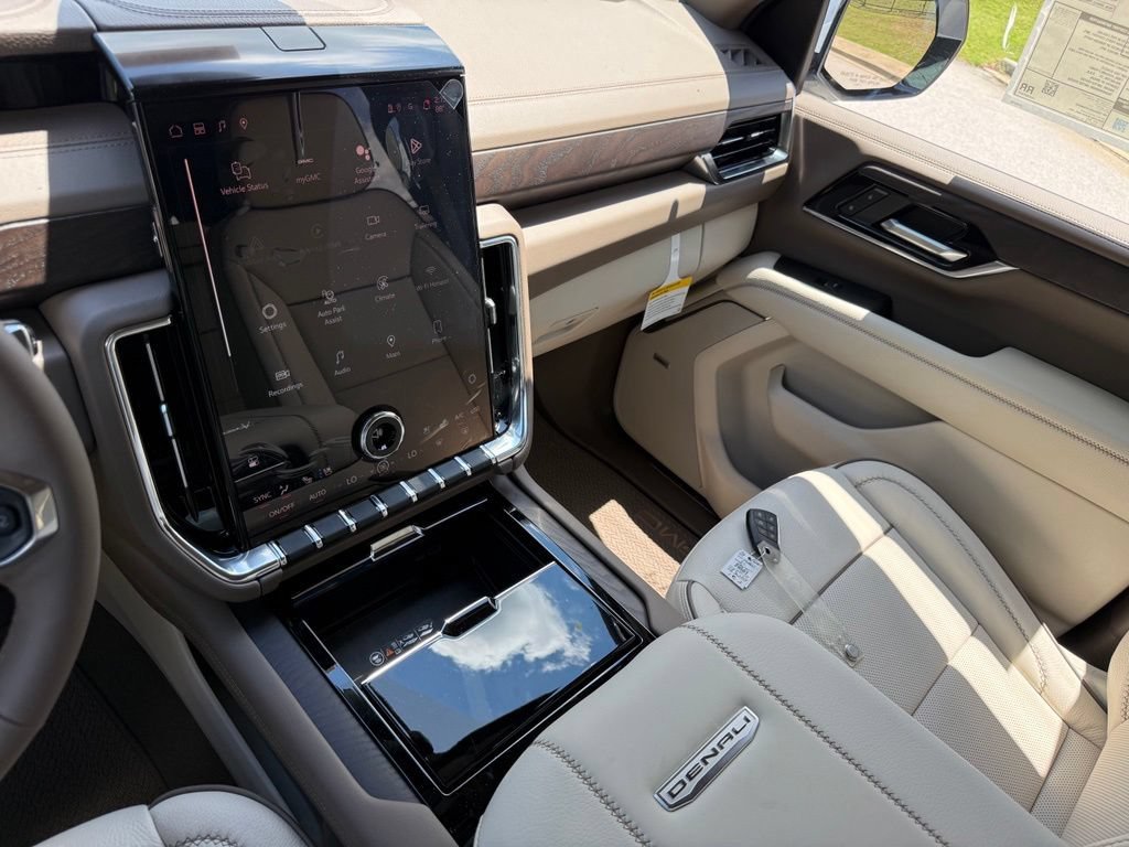 2026 GMC Yukon XL Denali - Photo 29