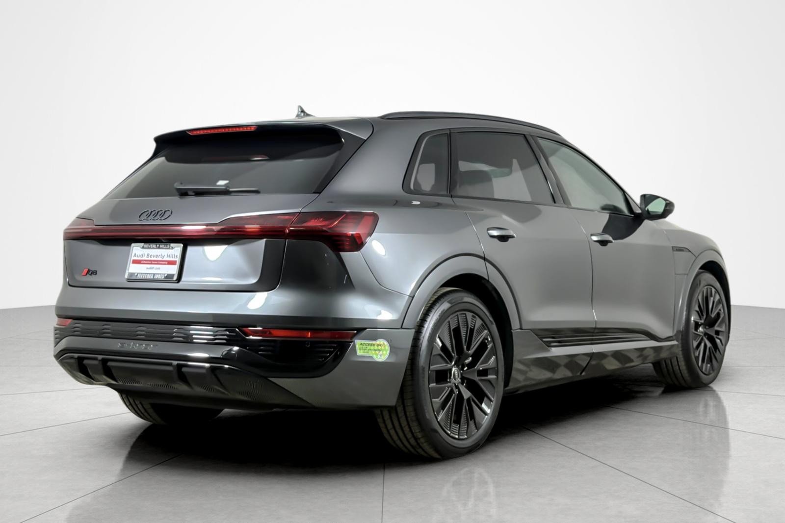 Used 2024 Daytona Gray Pearl Effect Audi Prestige quattro image 5