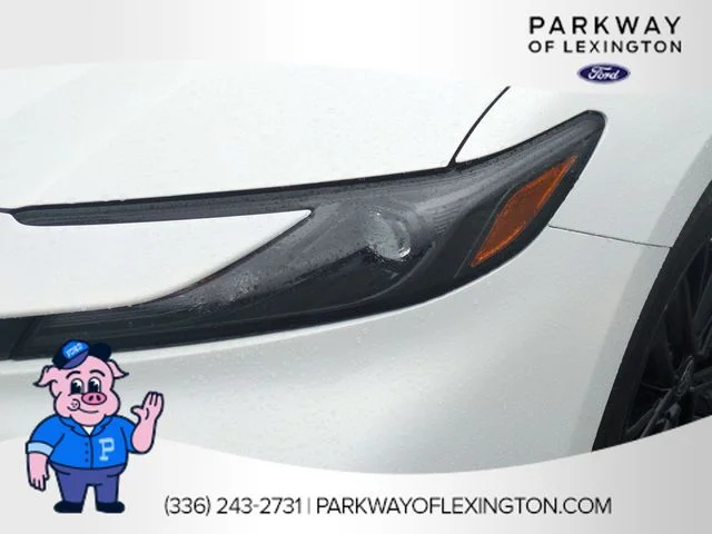 Used 2025 White Toyota SE image 9