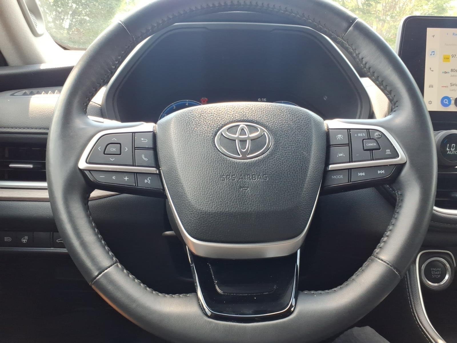 Used 2024 Wind Chill Pearl Toyota Limited image 27