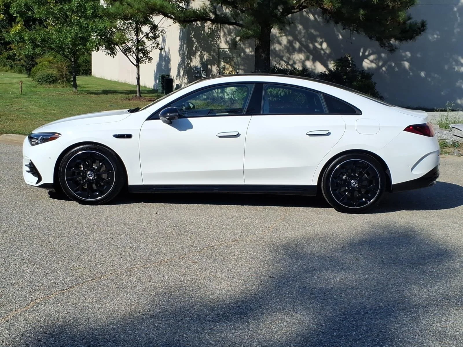 New 2027 Polar White Mercedes-Benz CLA 220 Hybrid image 3