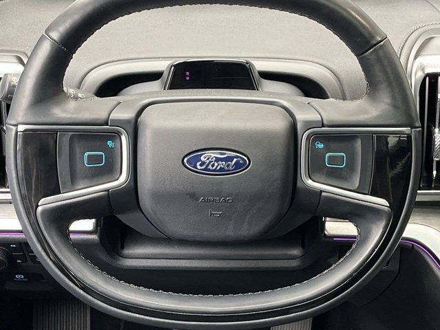 Used 2025 Star White Metallic Tri-Coat Ford Platinum image 18
