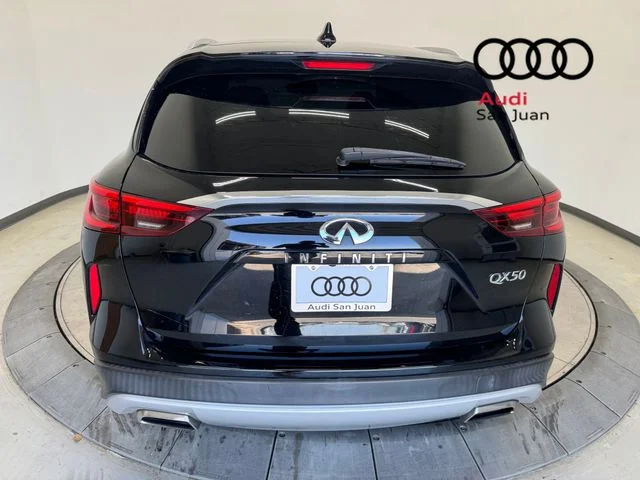 Used 2019 Black INFINITI LUXE image 37