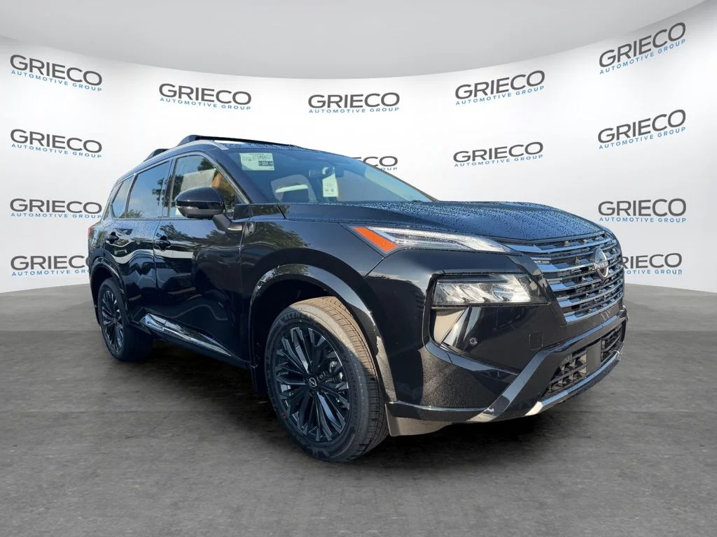 2026 Nissan Rogue Platinum AWD's photo