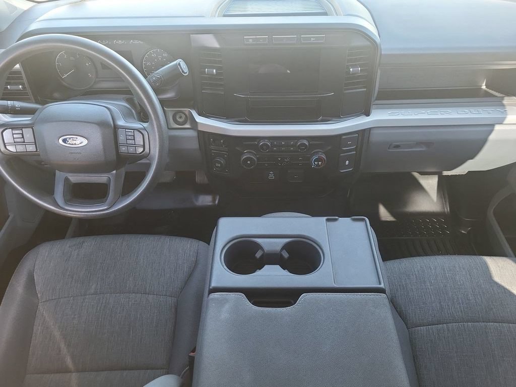 Used 2023 White Ford XL image 25