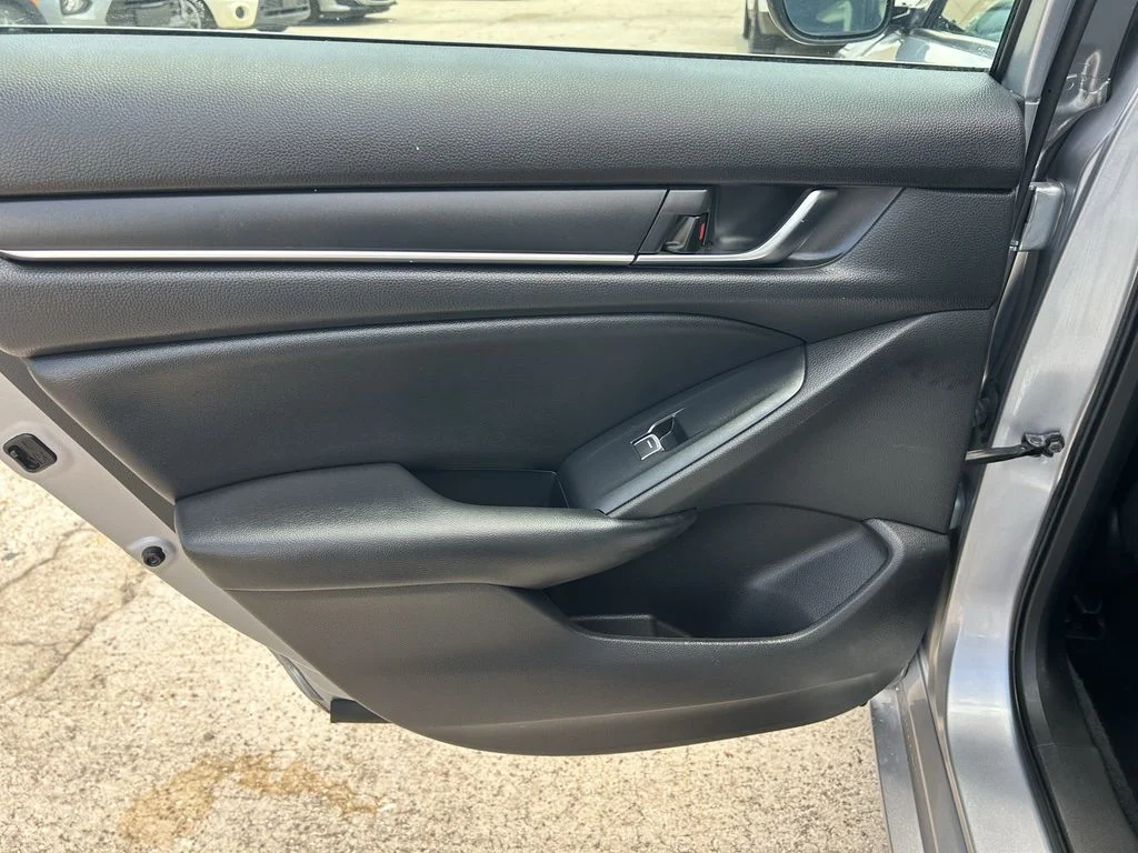 Used 2022 Silver Honda LX image 20