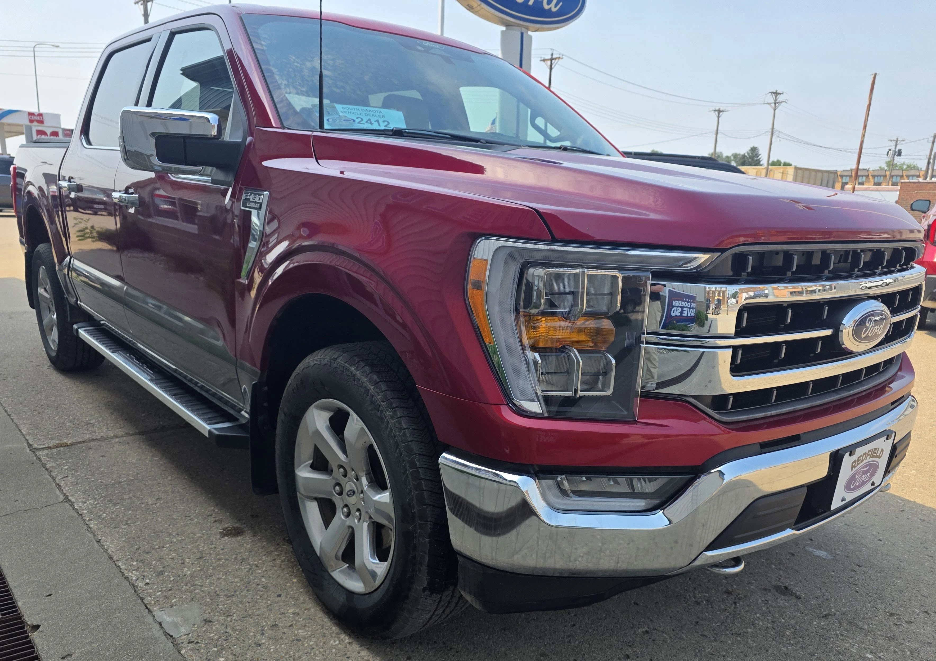Used 2022 Red Ford LARIAT image 3