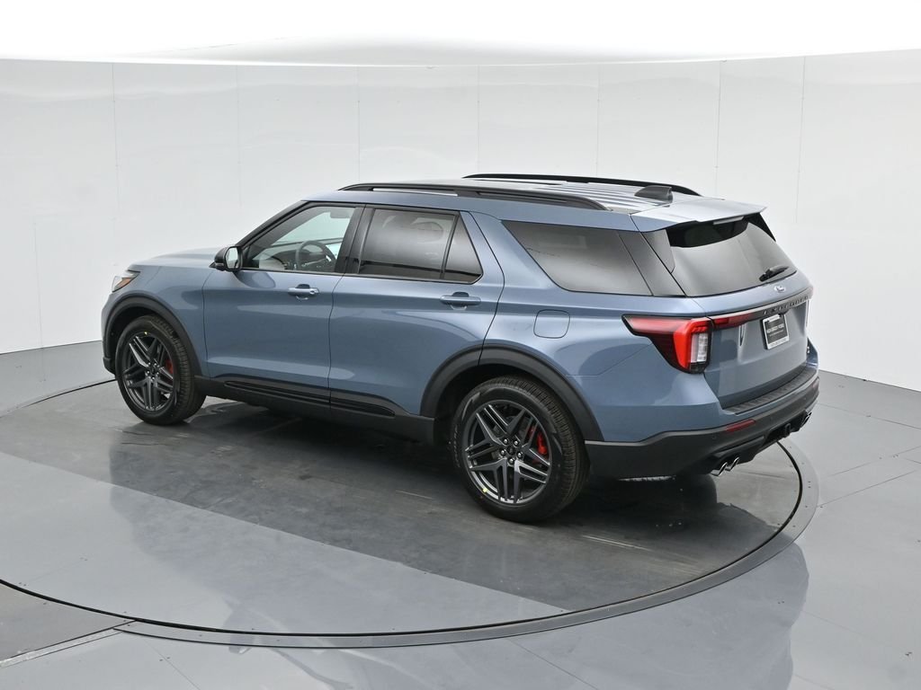 2025 Ford Explorer ST - Photo 47