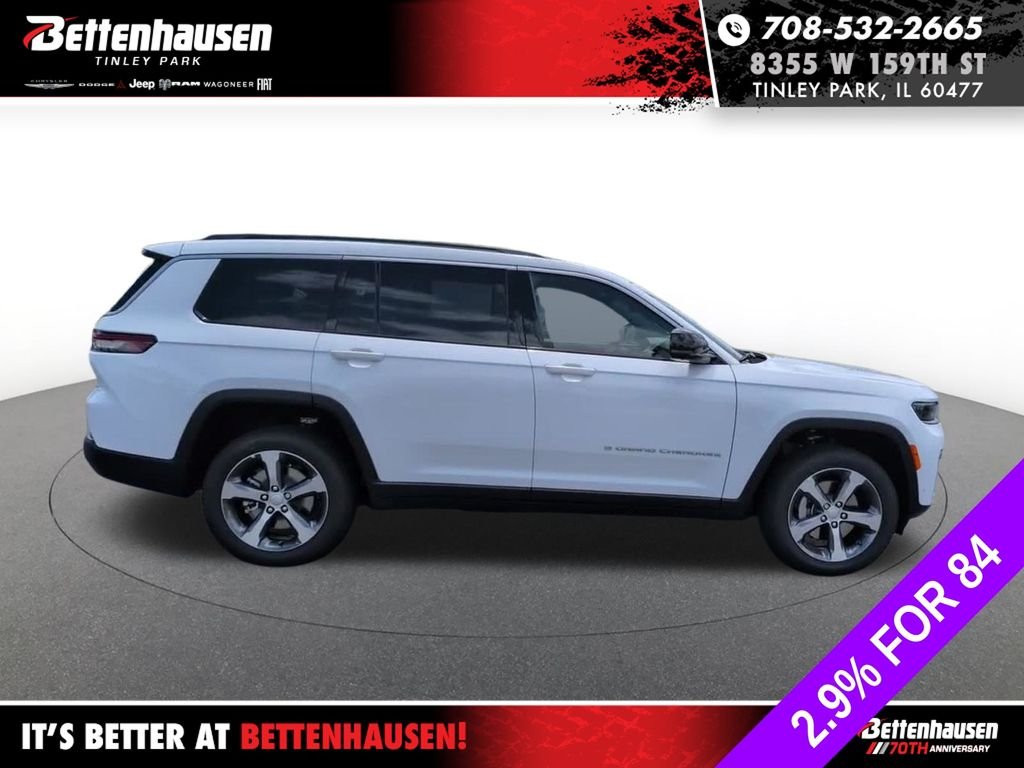 New 2026 Bright White Clear-Coat Exterior Paint Jeep Limited image 4