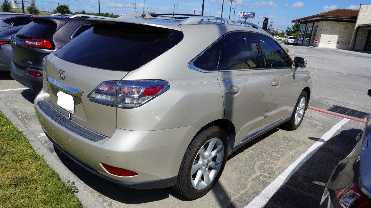 Used 2012 Beige Lexus  image 5