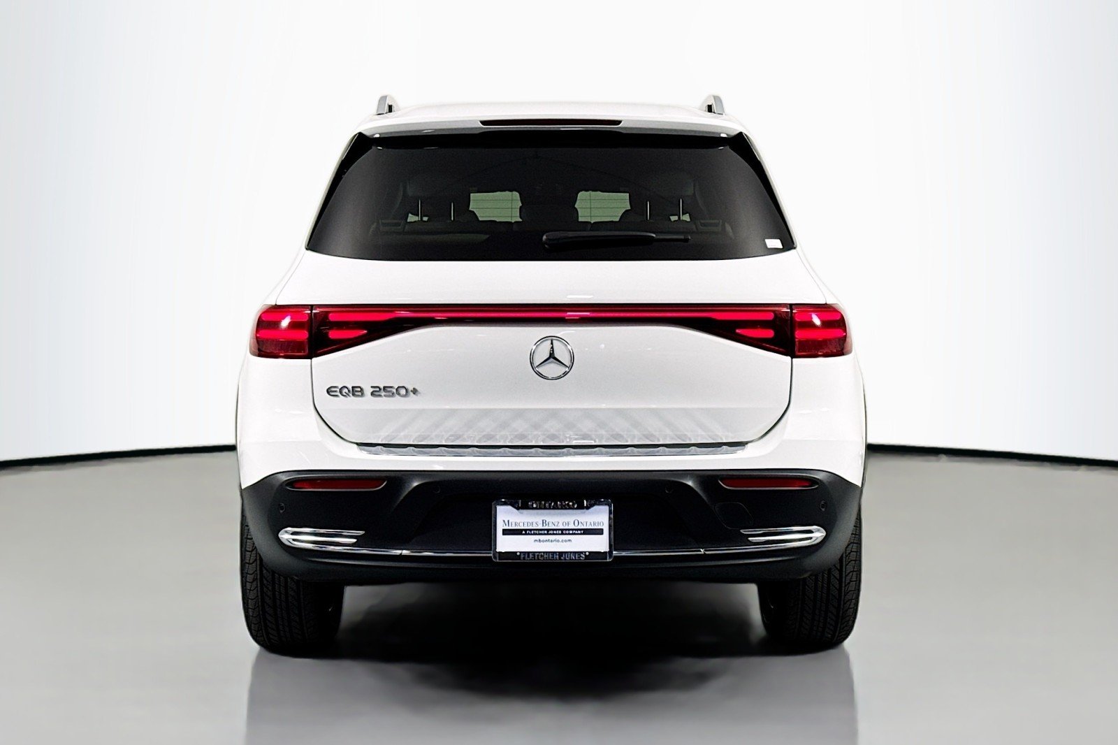 Certified Used 2024 Polar White Mercedes-Benz 250+ image 4