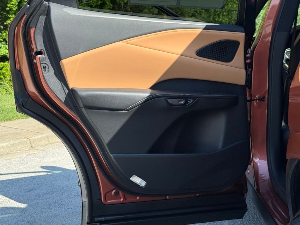 2025 Lexus RX 350 - Photo 24