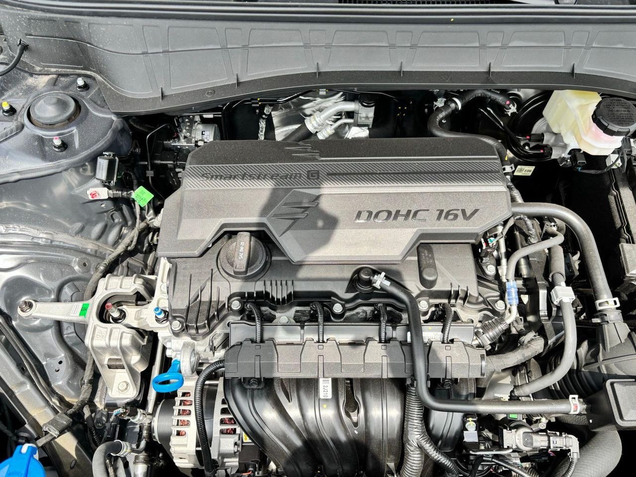 New 2026 Blue Hyundai SE FWD image 27